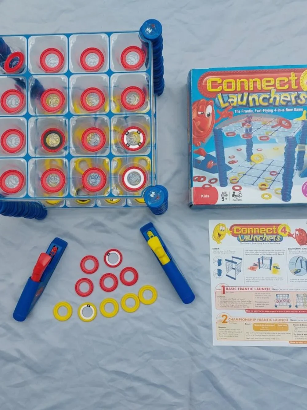 Connect 4 Launchers 2010 Hasbro Launch Action Board Game 100% Complete in Box